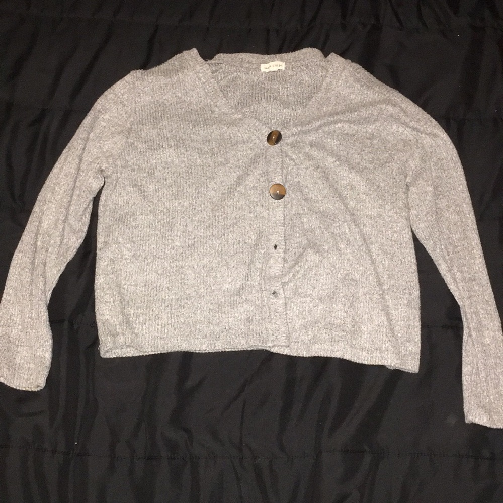 ⭐️Grey cardigan⭐️